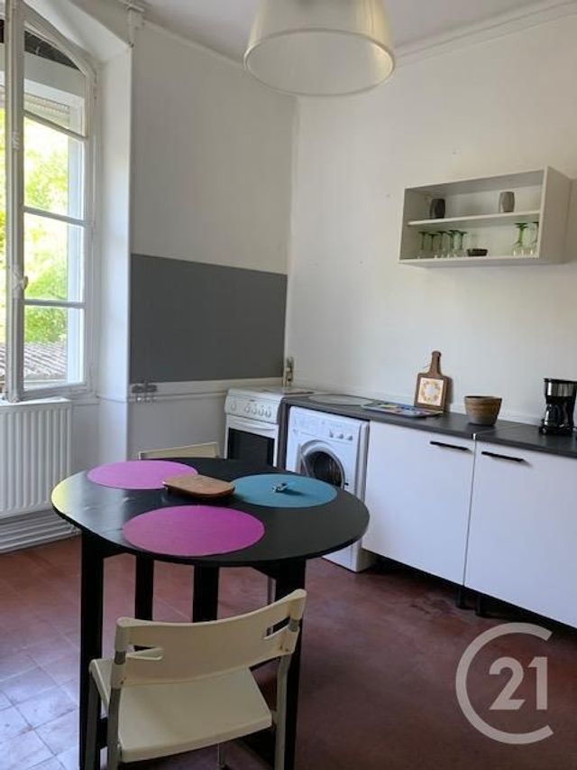 Appartement F1 à louer - 1 pièce - 29,90 m2 - Montlucon - 03 - AUVERGNE
