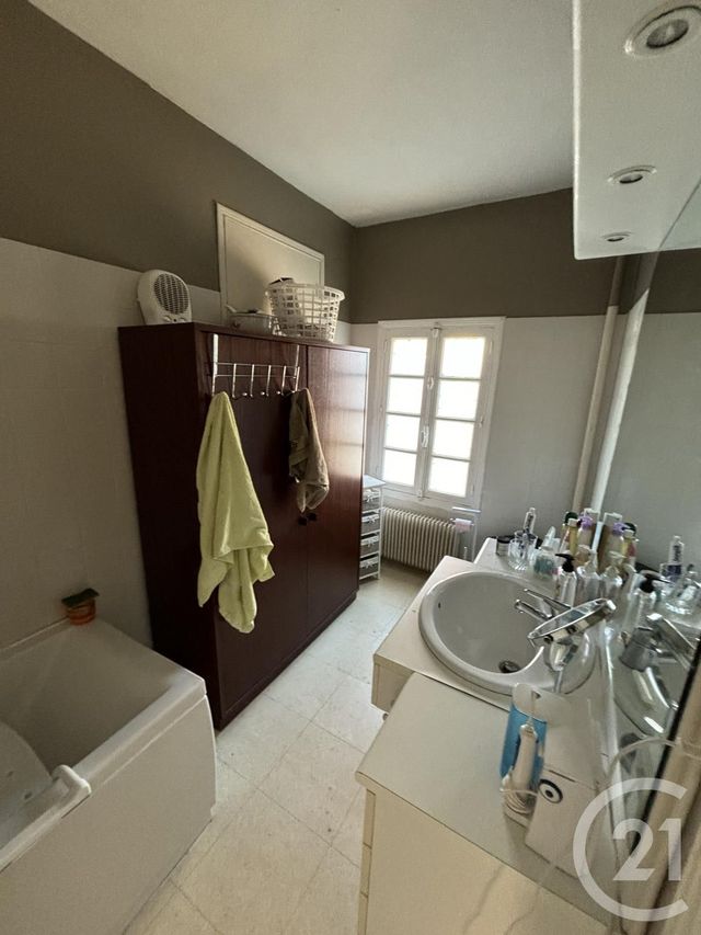 Maison &agrave; vendre - 5 pi&egrave;ces - 163 m2 - Montlucon - 03 - AUVERGNE