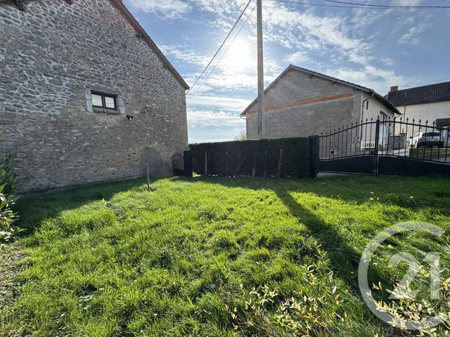 Maison &agrave; louer - 4 pi&egrave;ces - 86,88 m2 - Fontanieres - 23 - LIMOUSIN