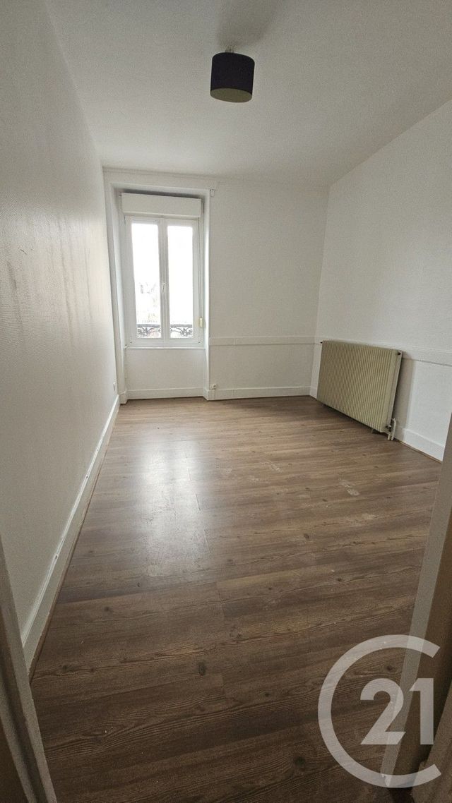 Appartement F3 &agrave; louer - 3 pi&egrave;ces - 60,92 m2 - Montlucon - 03 - AUVERGNE