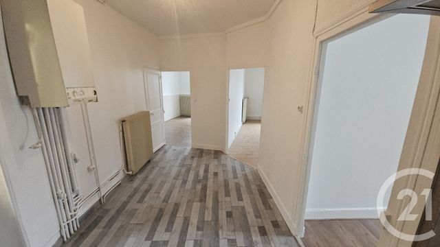 Appartement F3 &agrave; louer - 3 pi&egrave;ces - 60,92 m2 - Montlucon - 03 - AUVERGNE