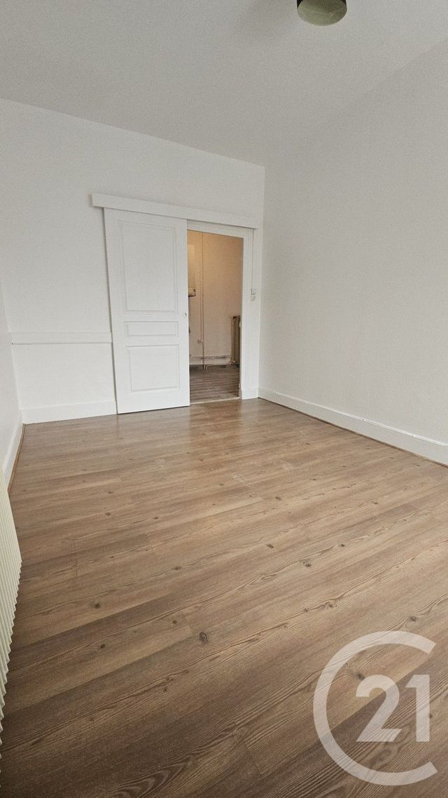 Appartement F3 &agrave; louer - 3 pi&egrave;ces - 60,92 m2 - Montlucon - 03 - AUVERGNE