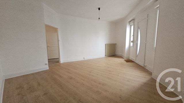 Appartement F3 &agrave; louer - 3 pi&egrave;ces - 60,92 m2 - Montlucon - 03 - AUVERGNE