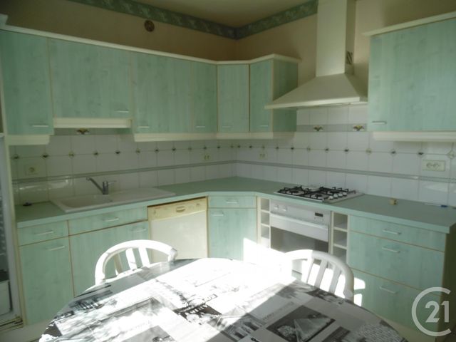 Maison à vendre - 6 pièces - 133 m2 - Montlucon - 03 - AUVERGNE