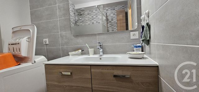 Appartement F3 à vendre - 3 pièces - 80 m2 - Montlucon - 03 - AUVERGNE