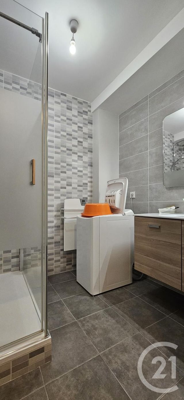 Appartement F3 à vendre - 3 pièces - 80 m2 - Montlucon - 03 - AUVERGNE