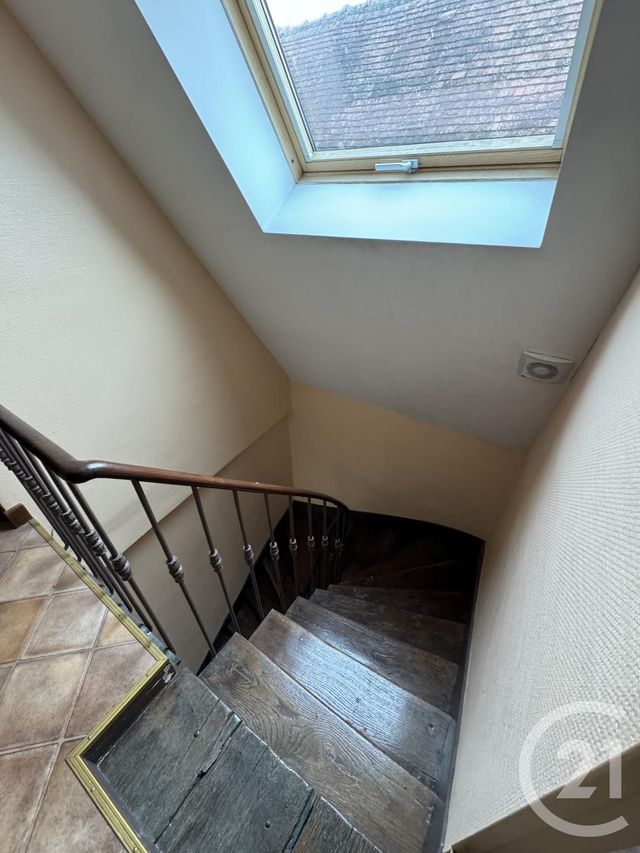 Appartement F3 à louer - 3 pièces - 72 m2 - Montlucon - 03 - AUVERGNE