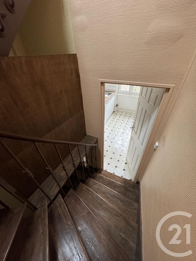 Appartement F3 à louer - 3 pièces - 72 m2 - Montlucon - 03 - AUVERGNE