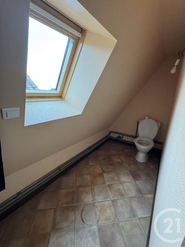 Appartement F3 à louer - 3 pièces - 72 m2 - Montlucon - 03 - AUVERGNE