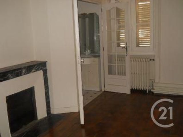 Appartement F3 à louer - 3 pièces - 72 m2 - Montlucon - 03 - AUVERGNE