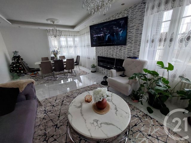 Maison à vendre - 5 pièces - 138 m2 - Montlucon - 03 - AUVERGNE