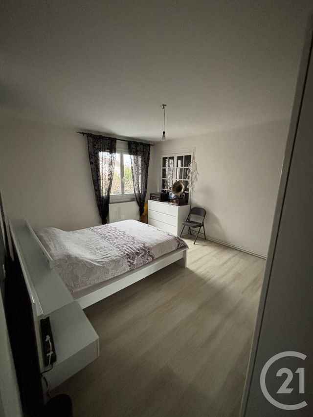 Maison à vendre - 6 pièces - 120,90 m2 - Montlucon - 03 - AUVERGNE