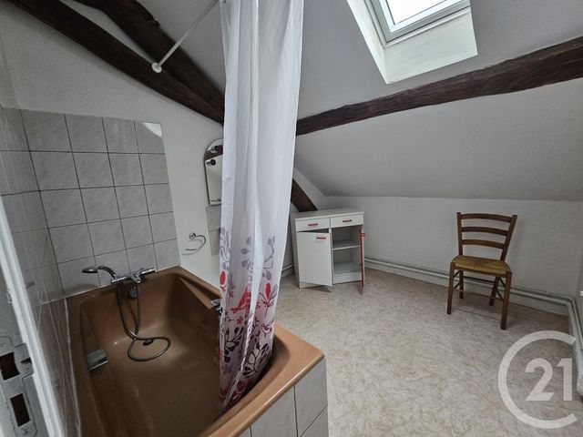 Appartement à louer - 3 pièces - 58,84 m2 - Neris Les Bains - 03 - AUVERGNE