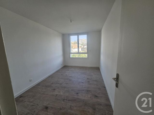 Appartement F3 &agrave; vendre - 3 pi&egrave;ces - 77,24 m2 - Montlucon - 03 - AUVERGNE
