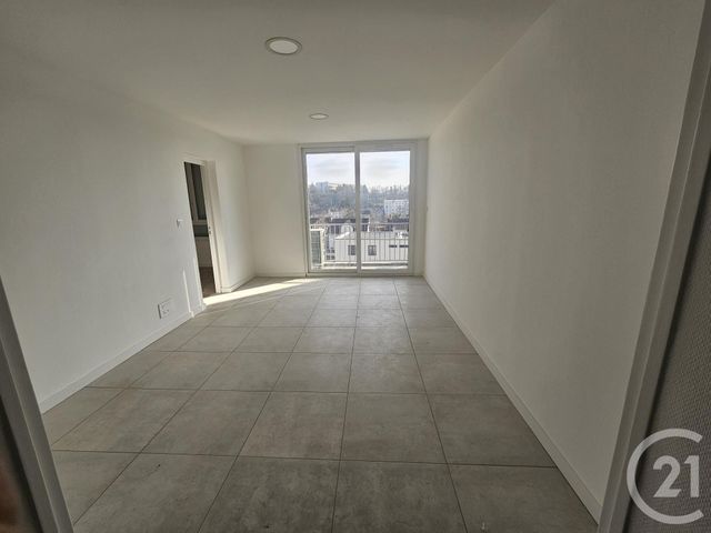 Appartement F3 à vendre - 3 pièces - 77,24 m2 - Montlucon - 03 - AUVERGNE