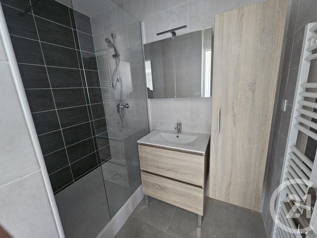 Appartement F3 à vendre - 3 pièces - 77,24 m2 - Montlucon - 03 - AUVERGNE