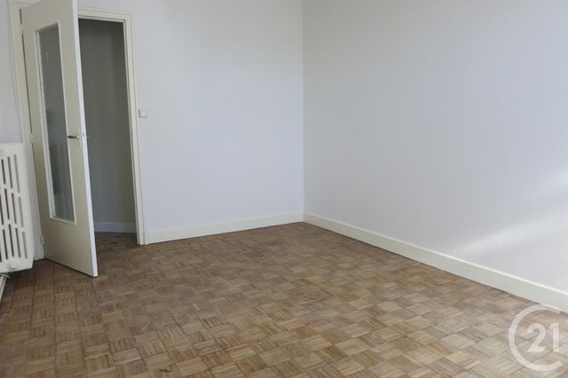 Appartement F3 à louer - 3 pièces - 60 m2 - Montlucon - 03 - AUVERGNE