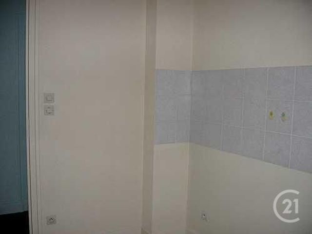 Appartement F2 à louer - 2 pièces - 40,57 m2 - Montlucon - 03 - AUVERGNE