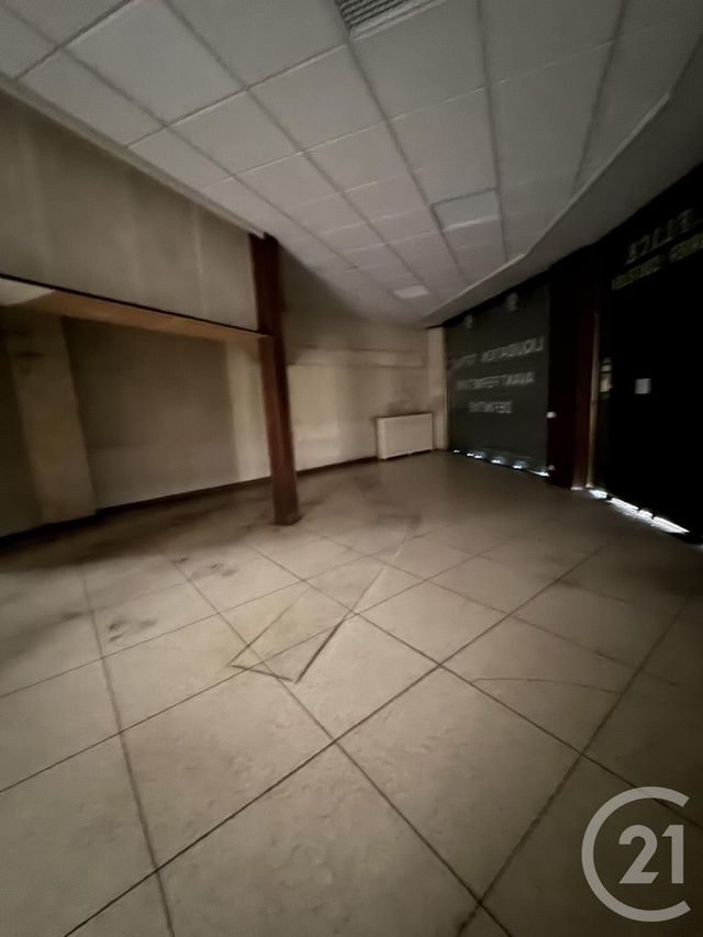 Appartement Local à louer - 3 pièces - 92,37 m2 - Montlucon - 03 - AUVERGNE