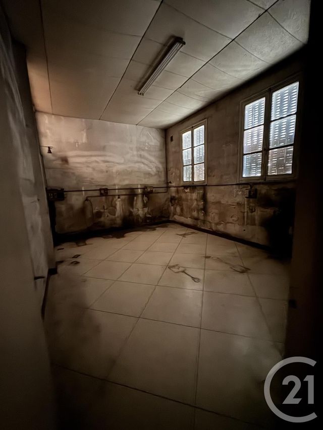 Appartement Local à louer - 3 pièces - 92,37 m2 - Montlucon - 03 - AUVERGNE