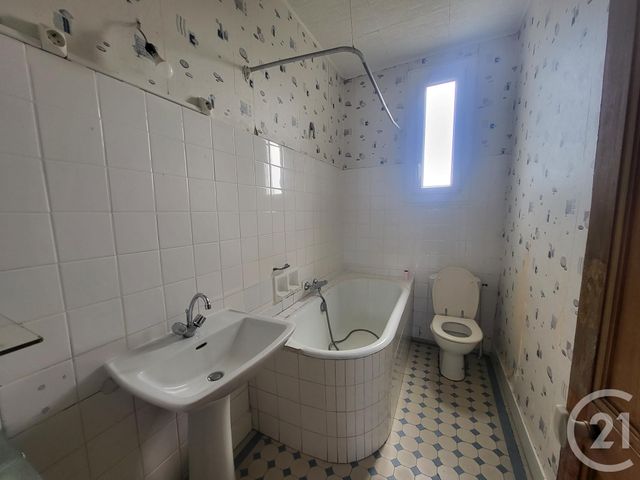 Maison à vendre - 4 pièces - 98 m2 - Montlucon - 03 - AUVERGNE