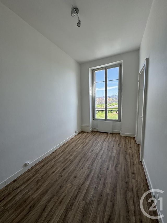 Appartement F1 à louer - 1 pièce - 28,81 m2 - Montlucon - 03 - AUVERGNE
