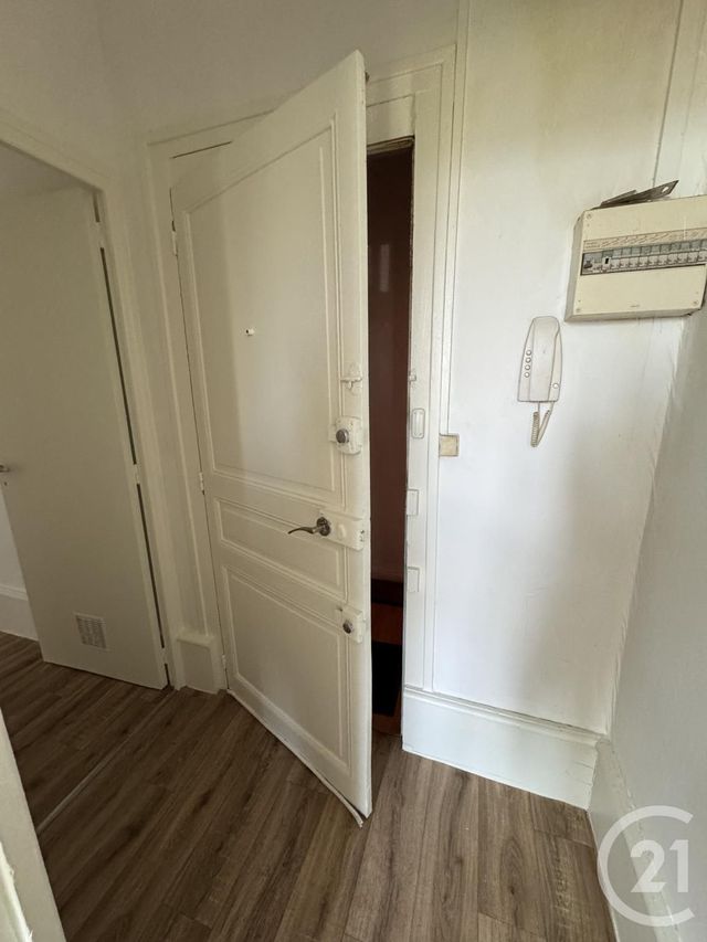 Appartement F1 à louer - 1 pièce - 28,81 m2 - Montlucon - 03 - AUVERGNE