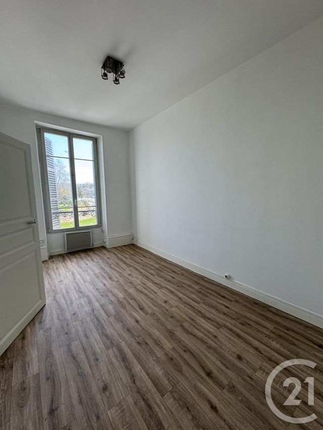 Appartement F1 à louer - 1 pièce - 28,81 m2 - Montlucon - 03 - AUVERGNE