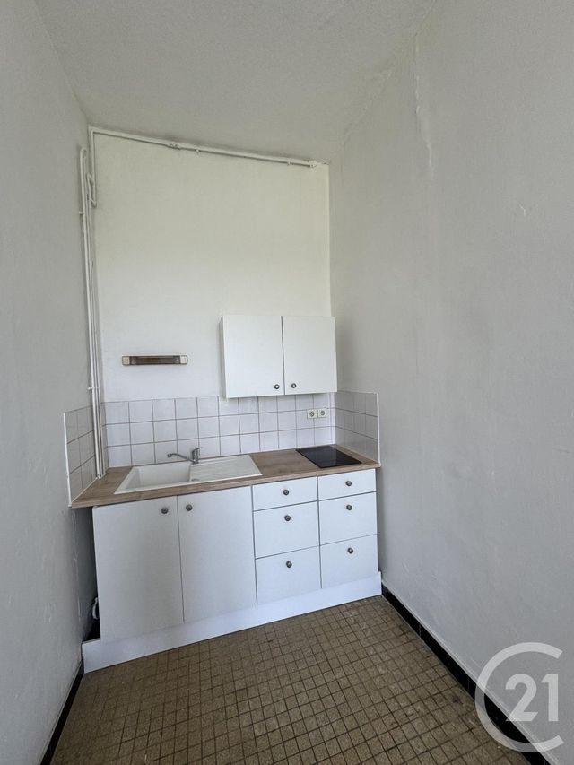 Appartement F1 à louer - 1 pièce - 28,81 m2 - Montlucon - 03 - AUVERGNE