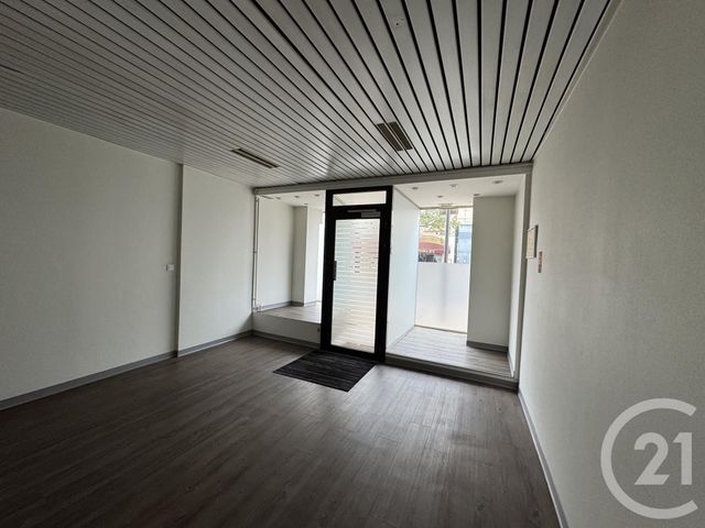 Local commercial à louer - 42.3 m2 - 03 - Allier