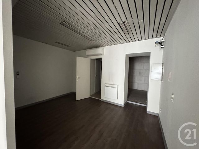 Local commercial à louer - 42.3 m2 - 03 - Allier