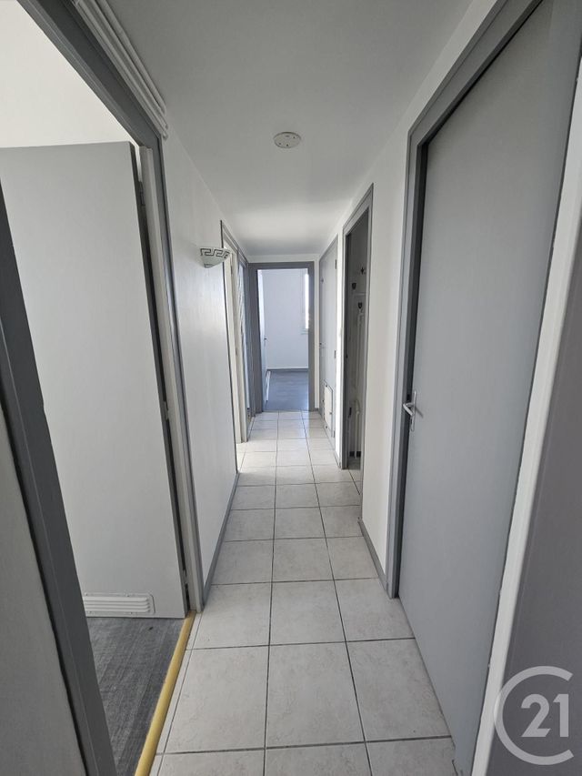 Appartement F3 à louer - 3 pièces - 55,07 m2 - Montlucon - 03 - AUVERGNE
