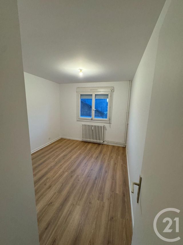 Appartement F4 à vendre - 4 pièces - 66,62 m2 - Montlucon - 03 - AUVERGNE