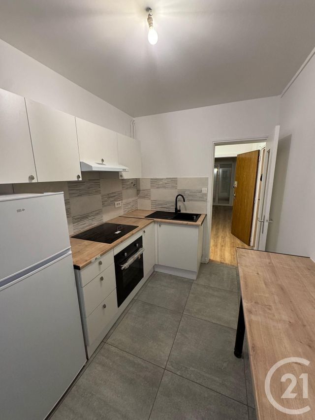 Appartement F4 à vendre - 4 pièces - 66,62 m2 - Montlucon - 03 - AUVERGNE