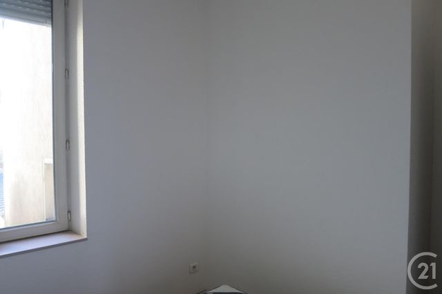 Appartement F2 à louer - 2 pièces - 44,26 m2 - Montlucon - 03 - AUVERGNE