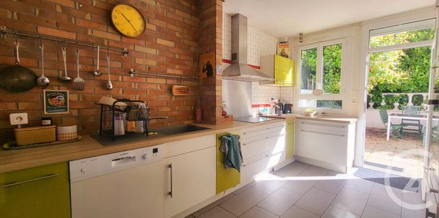 Maison à vendre - 6 pièces - 137 m2 - Montlucon - 03 - AUVERGNE