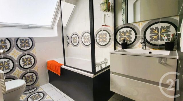 Maison à vendre - 7 pièces - 130,10 m2 - Montlucon - 03 - AUVERGNE