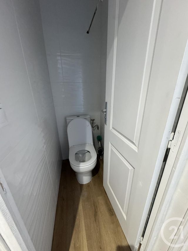 Appartement F3 &agrave; louer - 3 pi&egrave;ces - 44 m2 - Montlucon - 03 - AUVERGNE