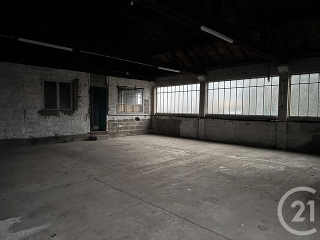 Parking à louer - 190 m2 - Montlucon - 03 - AUVERGNE