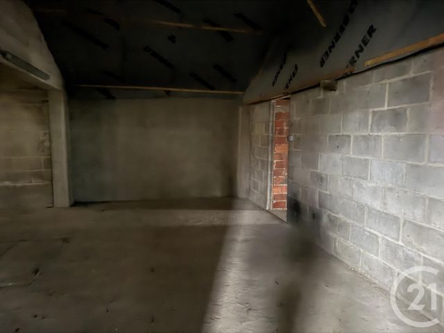 Parking à louer - 190 m2 - Montlucon - 03 - AUVERGNE