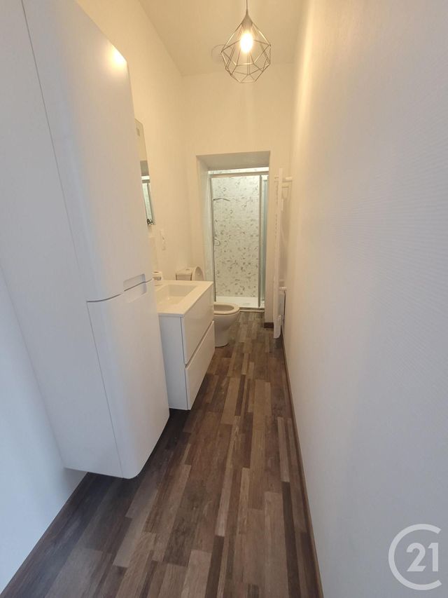 Maison à louer - 2 pièces - 37 m2 - Montlucon - 03 - AUVERGNE