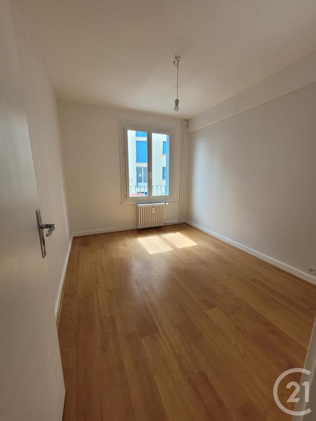 Appartement F4 &agrave; vendre - 6 pi&egrave;ces - 79,44 m2 - Montlucon - 03 - AUVERGNE