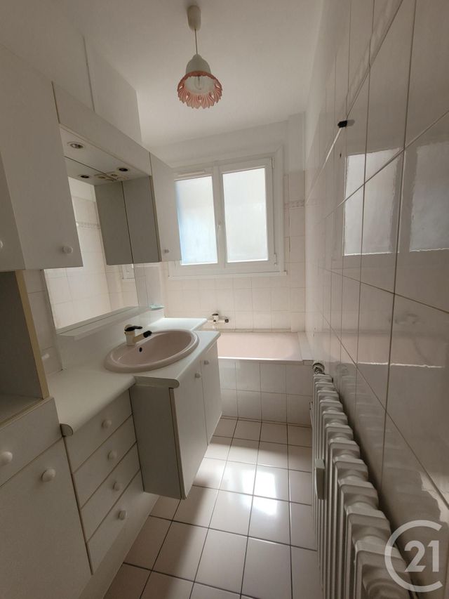 Appartement F4 &agrave; vendre - 6 pi&egrave;ces - 79,44 m2 - Montlucon - 03 - AUVERGNE