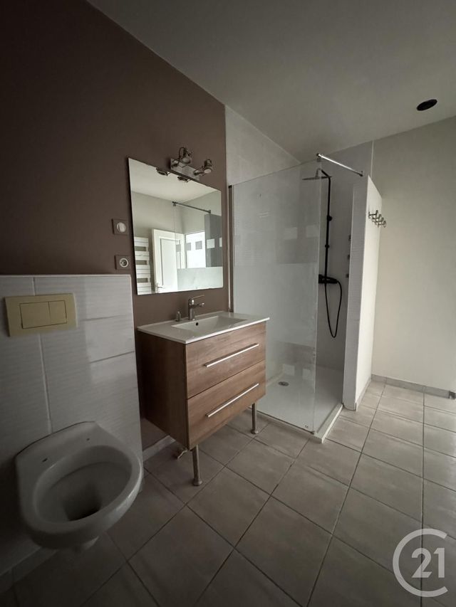 Appartement F2 à louer - 2 pièces - 39,85 m2 - Montlucon - 03 - AUVERGNE