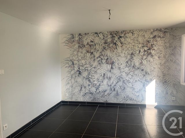 Maison à louer - 4 pièces - 123 m2 - Commentry - 03 - AUVERGNE