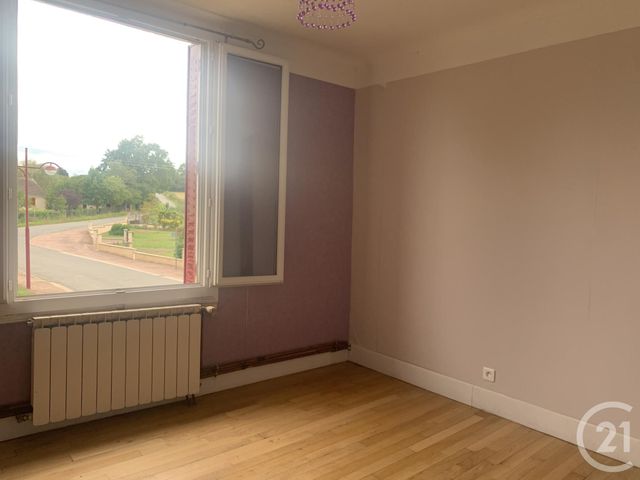 Maison à louer - 4 pièces - 123 m2 - Commentry - 03 - AUVERGNE