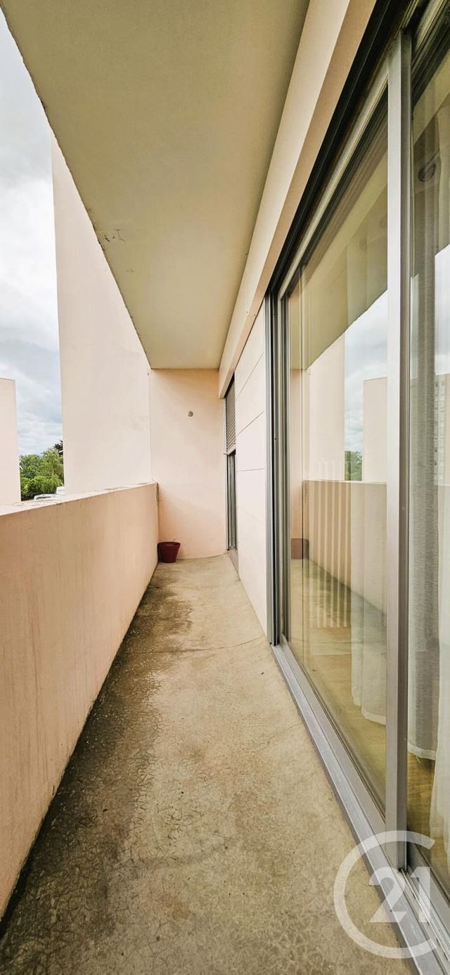 Appartement &agrave; vendre - 4 pi&egrave;ces - 69 m2 - Montlucon - 03 - AUVERGNE