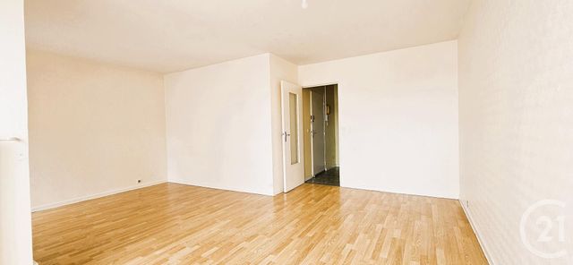 Appartement &agrave; vendre - 4 pi&egrave;ces - 69 m2 - Montlucon - 03 - AUVERGNE