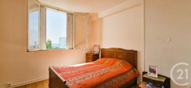 Appartement F4 à vendre - 4 pièces - 64,62 m2 - Montlucon - 03 - AUVERGNE