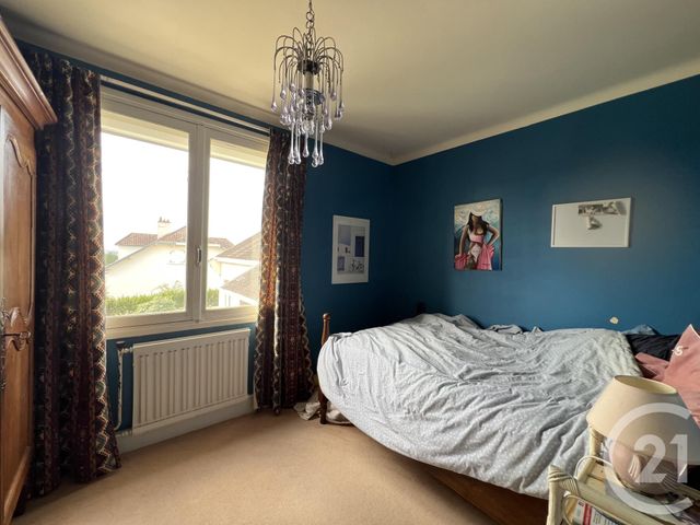 Maison à vendre - 6 pièces - 169 m2 - Montlucon - 03 - AUVERGNE